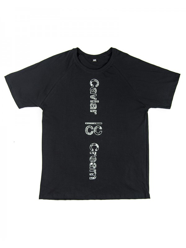 Black paisley pattern T-shirt with white paisley pattern (front/back)
